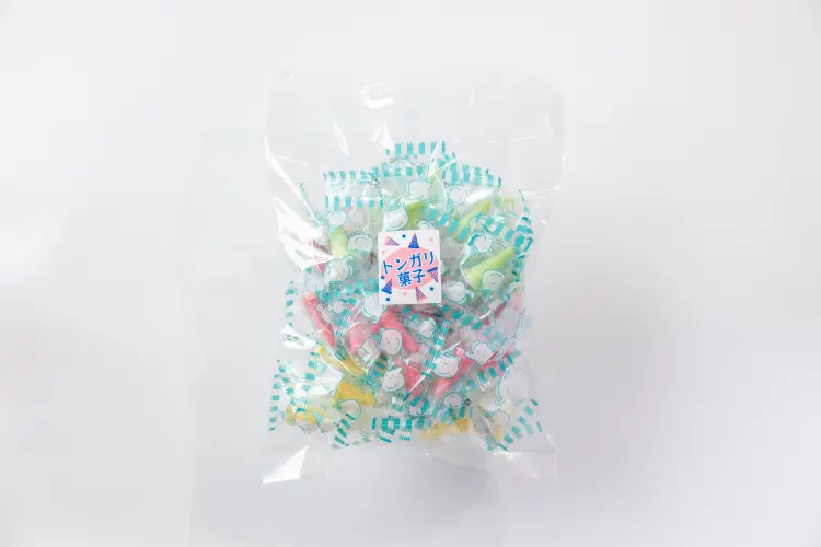 １個トンガリ菓子